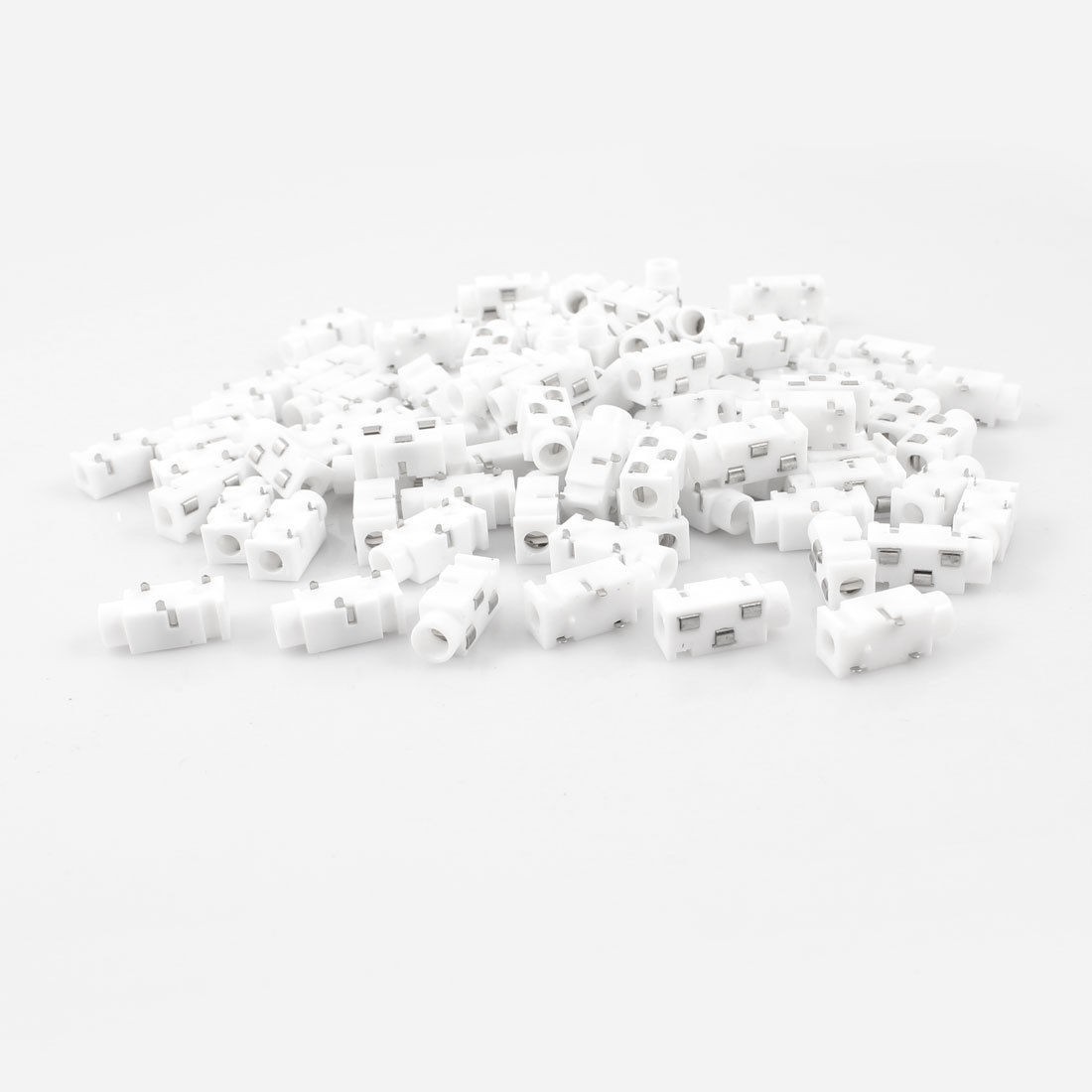 100 Pcs 3-Pin 3.5mm Female Headphone Stereo Audio Socket Adapter White