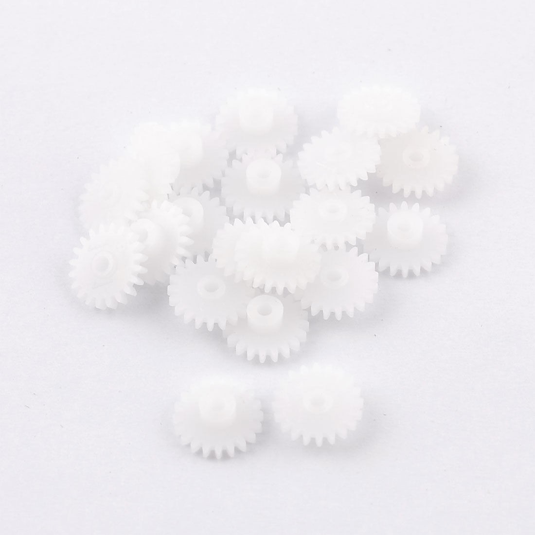 20 Pcs White Plastic Electrical Models 11mm 0.43" Diameter Gear Wheels