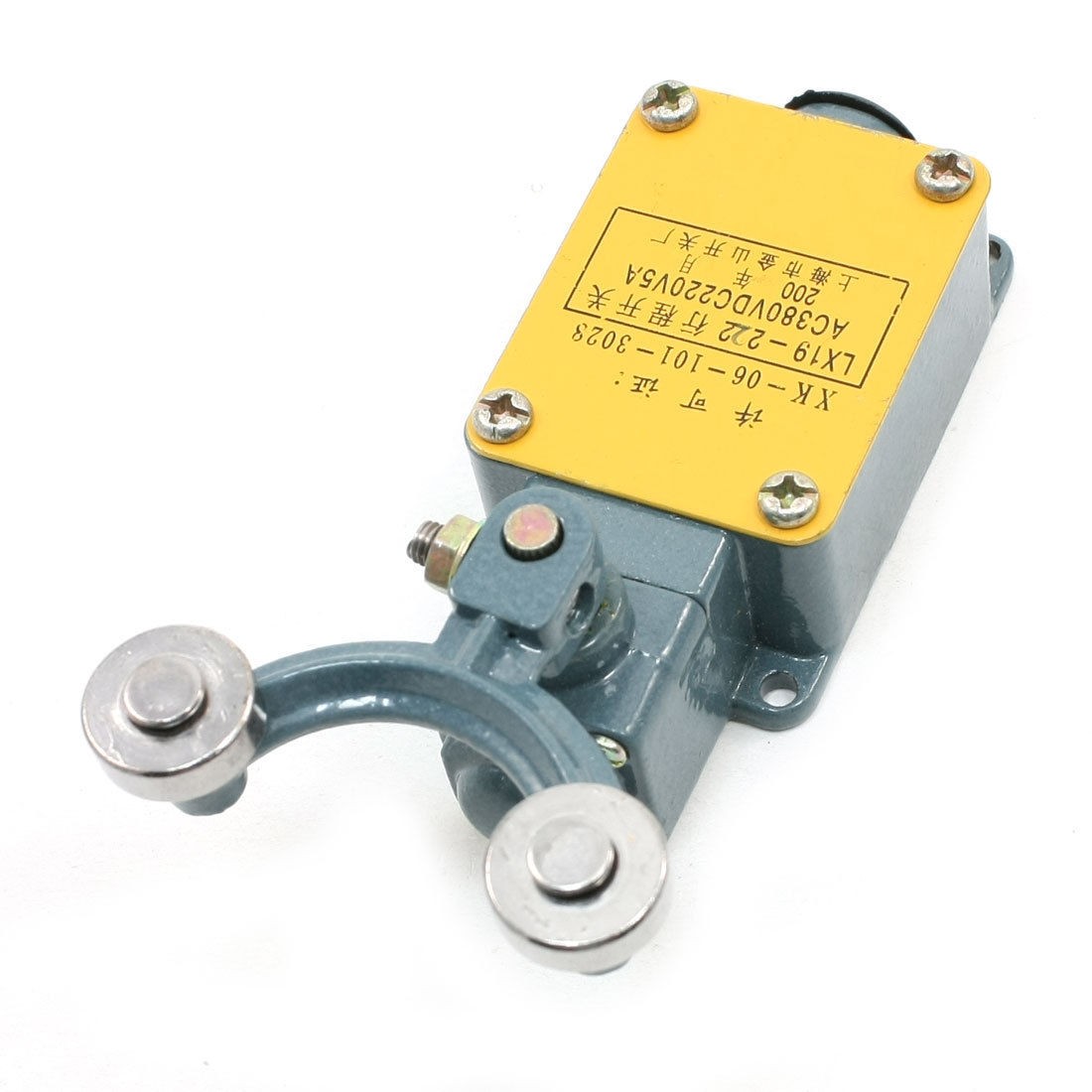AC 380V 5A Dual Rotary Roller Lever Arm Actuator Limit Switch LX19-222