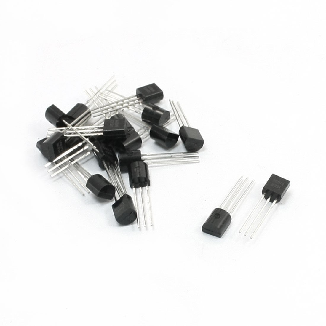 20pcs S9014 NPN A1015 PNP TO-92 Package 3 Pin Through Hole Transistor