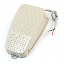 Wire Connect SPDT Momentary Handsfree Nonslip Pedal Switch AC250V 10A