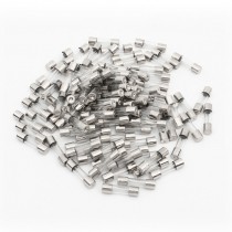 Car Spare Parts 5mmx20mm 10A 250V Low Breaking Capacity Glass Tube Fuses 100 Pcs