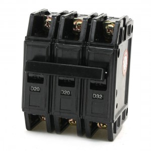 DZ12-63 D20 Moulded Case Circuit Breaker 3 Phase 3000A 20Amp 220V/380V AC