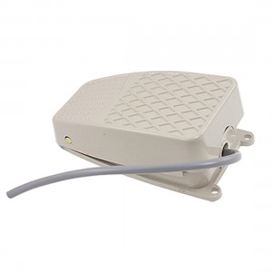 10A SPDT NO NC Antislip Aluminum Momentary Power Foot Pedal Treadle Switch