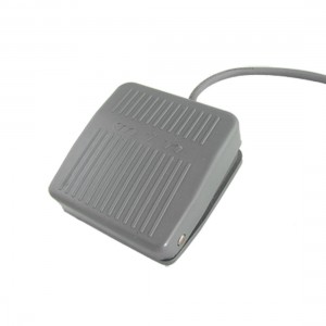 AC 250V 10A SPDT NO NC Nonslip Plastic Power Treadle Foot Pedal Switch