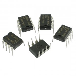 5 Pcs Through Hole DC to DC Converter Control Circuit MC34063 8 Pins DIP IC