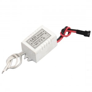 AC 110-220V 6-12V 300mA Power Supply Driver for 4-5pcs 1W LED Strip Light