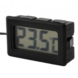Plastic Shell -50 to 70 Celsius LCD Display Digital Thermometer