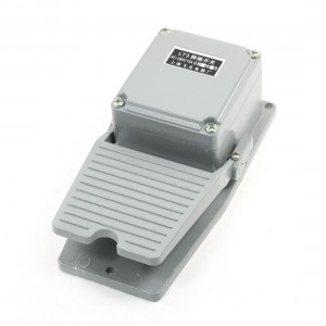 Nonslip Momentary Action Foot Pedal Switch Gray 380V AC 15A 1NO 1NC