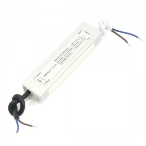 AC 90-260V Waterproof Power Supply Driver for DC 12V 15W LED Light