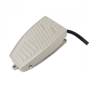 AC 250V 10A SPDT NO NC Non-slip Momentary Power Treadle Foot Pedal Switch CNC