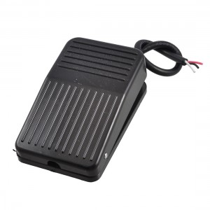 TFS-01 AC 250V 10A Momentary Foot Controller Pedal Switch w 20cm Cable