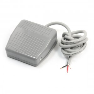 Ui 250V Ith 10A SPDT Momentary Hand Free Gray Metal Foot Pedal Switch 1m