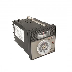 SW-702 Deviation Indication Temperature Controller New