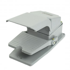 AC 380V 5A NO NC Antislip Momentary CNC Power Treadle Foot Pedal Switch w Guard