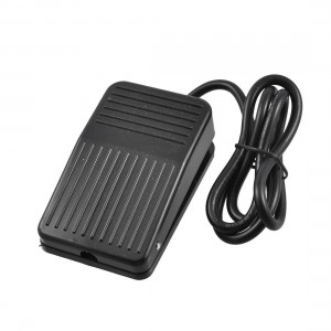 AC 250V 10A SPDT NO NC Plastic Industrial Momentary Power Foot Pedal Switch